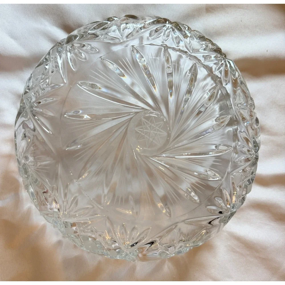 The Irena Collection 10 Inch Lead Crystal Bowl‎ Hand Cut Poland Pinwheel 8914